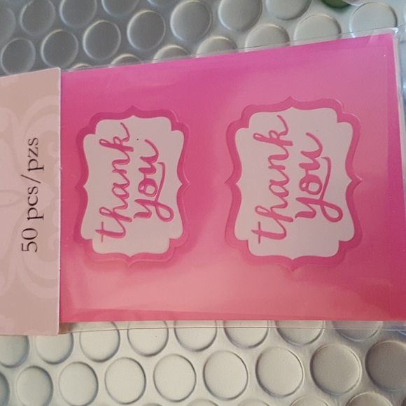 150 pcs Removable Thank You Stickers 1.5"x1.5" in. - Picture 6 of 6